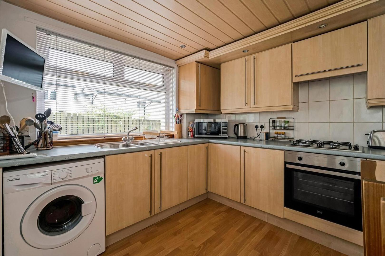 Centrally Situated 1 Bedroom House In Cumbernauld Exterior foto